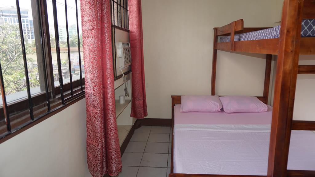 Friendly'S Guesthouse Hotel Cebu Bagian luar foto