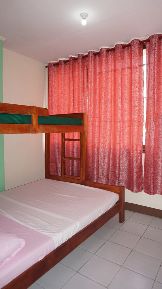 Friendly'S Guesthouse Hotel Cebu Bagian luar foto